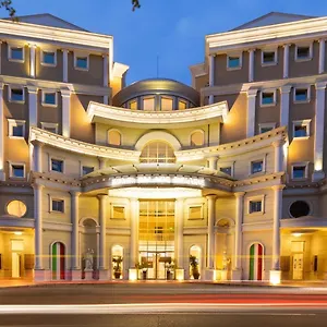 **** Szálloda Rome Palace Deluxe Bulgária